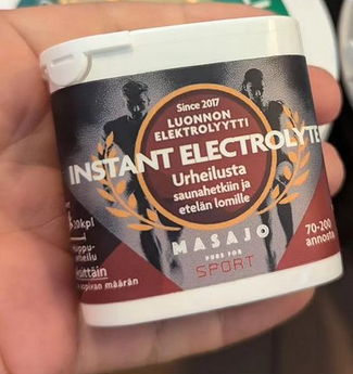Instant Electrolyte kädessä – taskukokoinen elektrolyytti urheiluun